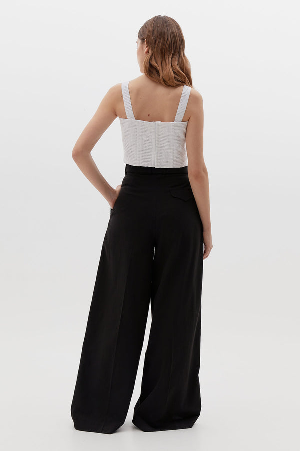 Wide legs black cotton pant with matching belt